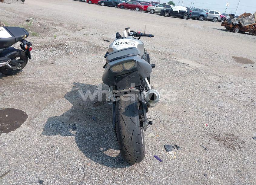 Photo 6 of 2003 Yamaha Yzfr6 L (VIN JYARJ06E13A004690)