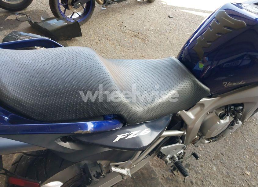Photo 5 of 2004 Yamaha Fz6 S (VIN JYARJ08EX4A001155)