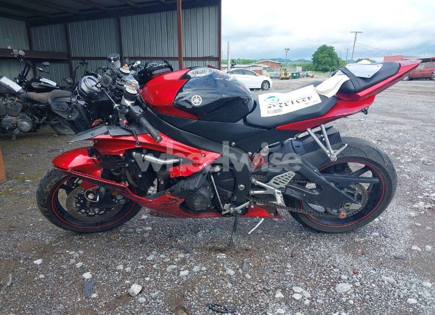 Photo 14 of 2011 Yamaha Yzfr6 (VIN JYARJ16E0BA021596)