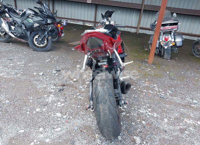 Photo 6 of 2011 Yamaha Yzfr6 (VIN JYARJ16E0BA021596)