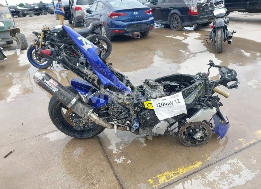 Photo 12 of 2000 Yamaha Yzfr1 (VIN JYARN05E3YA000623)