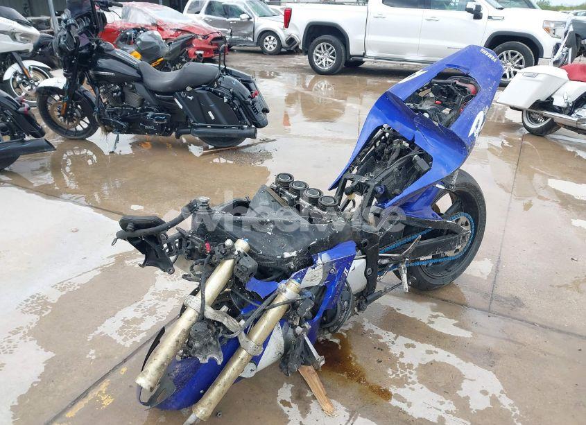Photo 2 of 2000 Yamaha Yzfr1 (VIN JYARN05E3YA000623)