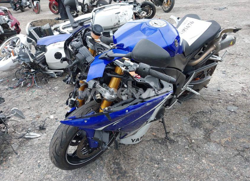 Photo 2 of 2011 Yamaha Yzfr1 (VIN JYARN23E3BA009425)