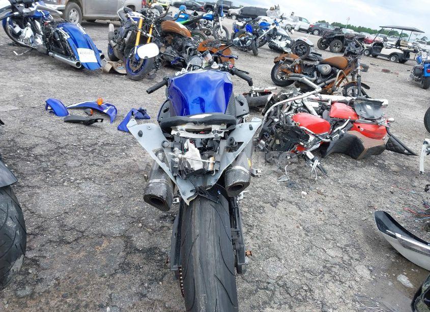 Photo 6 of 2011 Yamaha Yzfr1 (VIN JYARN23E3BA009425)