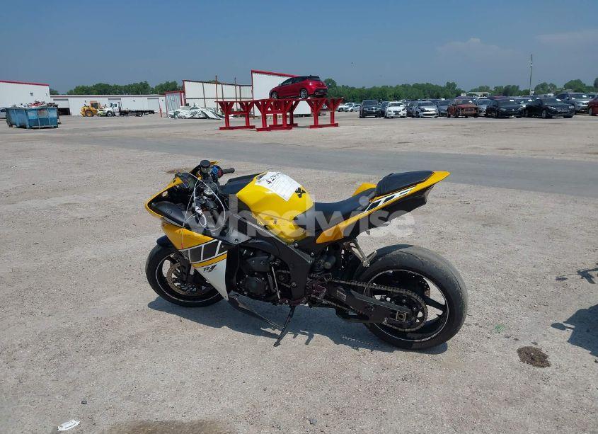 Photo 13 of 2011 Yamaha Yzfr1 (VIN JYARN23E5BA009149)