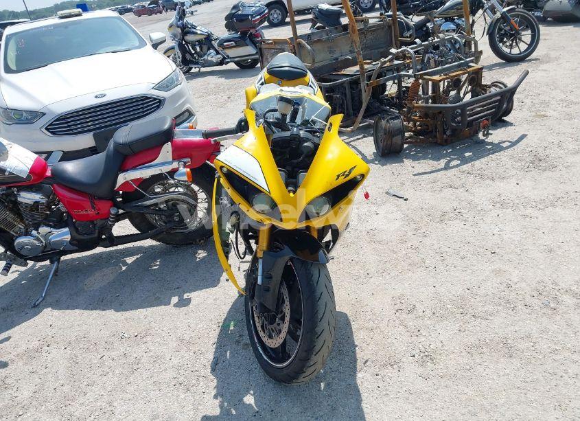 Photo 5 of 2011 Yamaha Yzfr1 (VIN JYARN23E5BA009149)