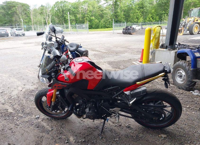Photo 14 of 2014 Yamaha Fz09 (VIN JYARN33E0EA003835)