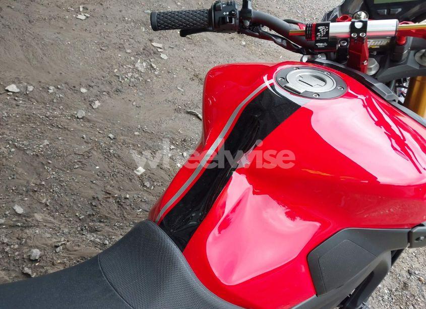 Photo 15 of 2014 Yamaha Fz09 (VIN JYARN33E0EA003835)