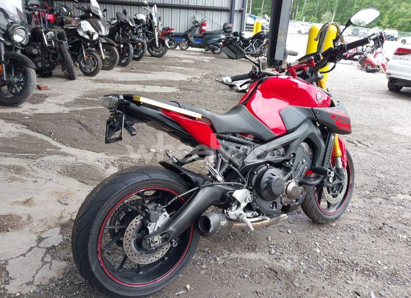 Photo 4 of 2014 Yamaha Fz09 (VIN JYARN33E0EA003835)