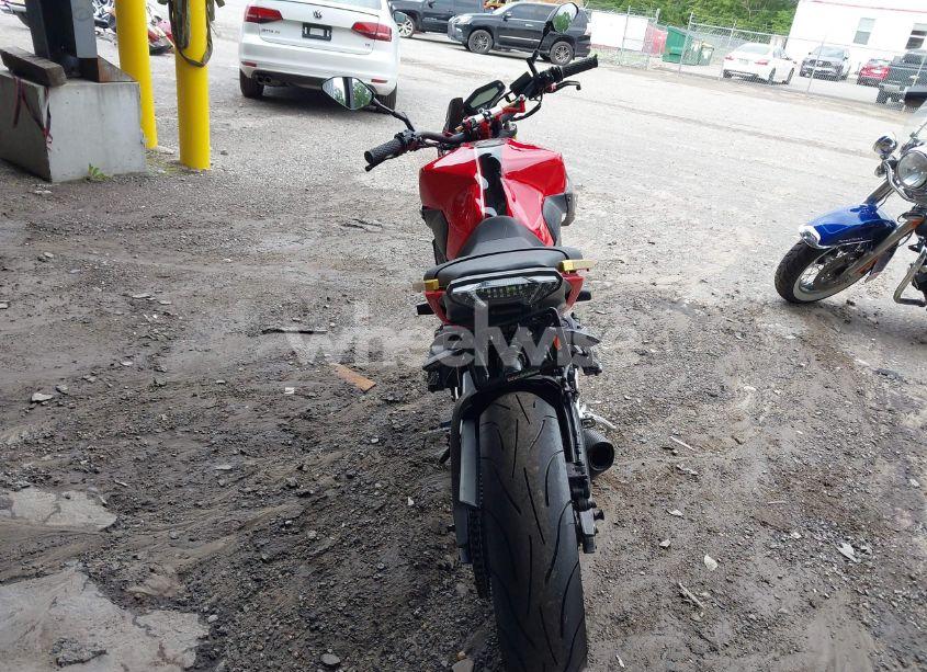 Photo 6 of 2014 Yamaha Fz09 (VIN JYARN33E0EA003835)