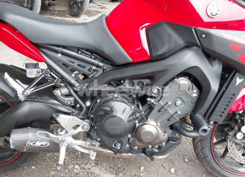 Photo 8 of 2014 Yamaha Fz09 (VIN JYARN33E0EA003835)