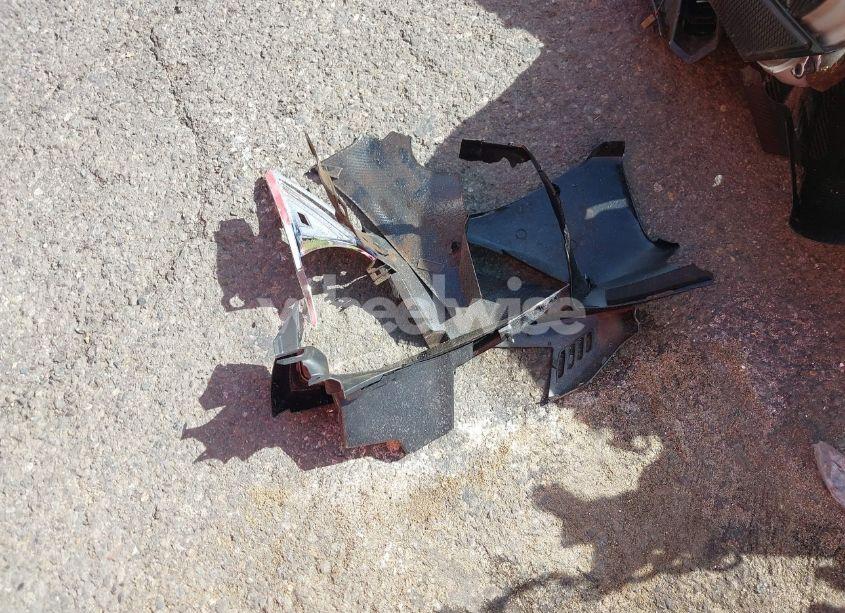 Photo 11 of 2024 Yamaha Yzfr1m (VIN JYARN67E3RA000655)