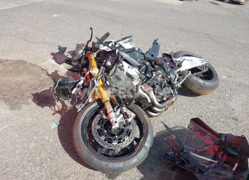 Photo 2 of 2024 Yamaha Yzfr1m (VIN JYARN67E3RA000655)