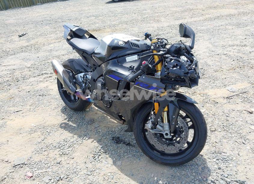 2024 Yamaha Yzfr1m (VIN JYARN67E3RA000705) main photo