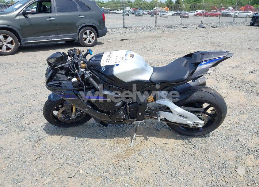 Photo 13 of 2024 Yamaha Yzfr1m (VIN JYARN67E3RA000705)