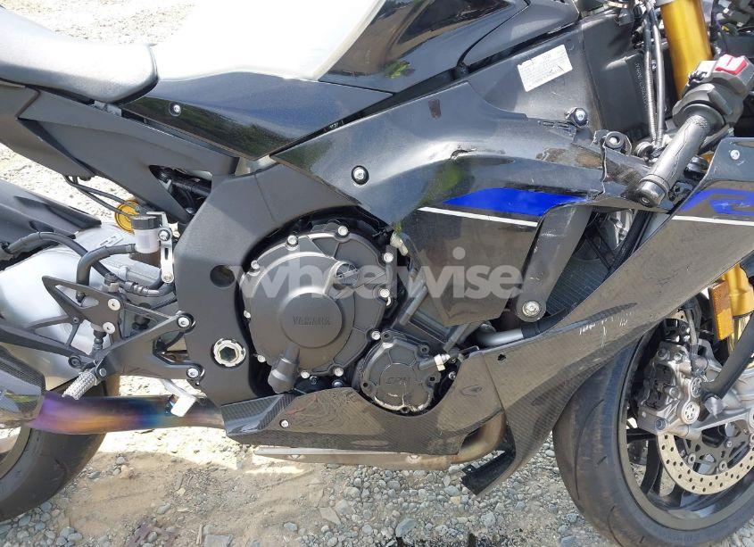 Photo 8 of 2024 Yamaha Yzfr1m (VIN JYARN67E3RA000705)