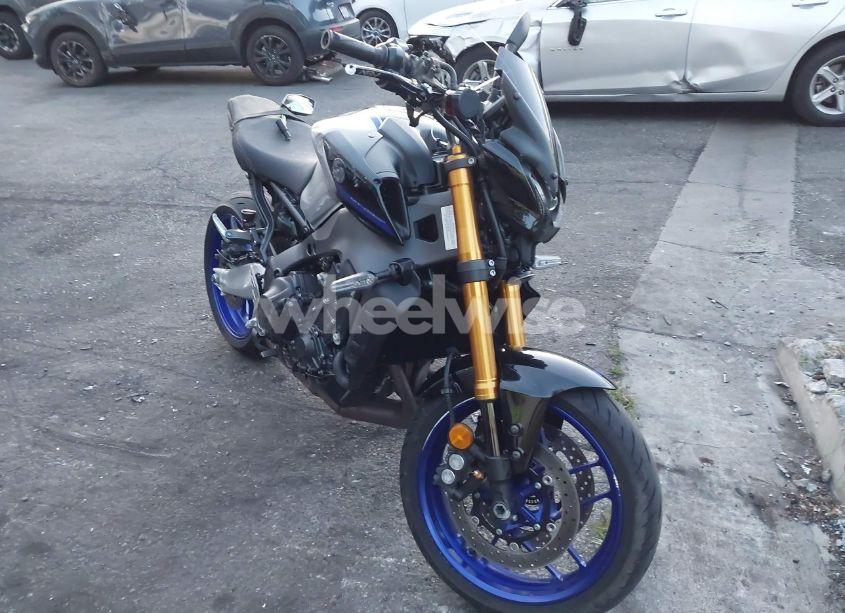 2023 Yamaha Mt09 DC (VIN JYARN72Y8PA000557) main photo