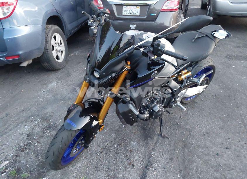 Photo 2 of 2023 Yamaha Mt09 DC (VIN JYARN72Y8PA000557)