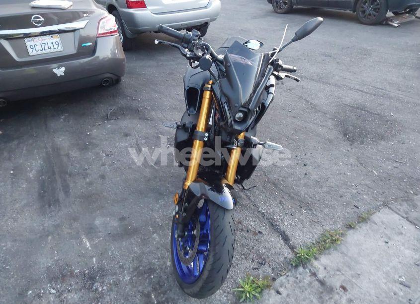 Photo 5 of 2023 Yamaha Mt09 DC (VIN JYARN72Y8PA000557)