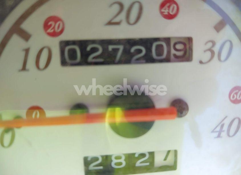 Photo 7 of 2001 Yamaha Yj50 (VIN JYASA17A31A003752)