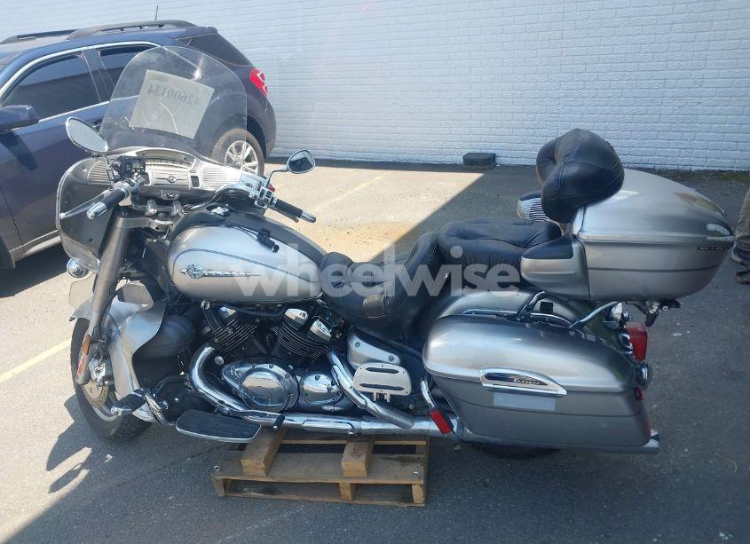 Photo 13 of 2005 Yamaha Xvz13 TF (VIN JYAVP04E85A009016)