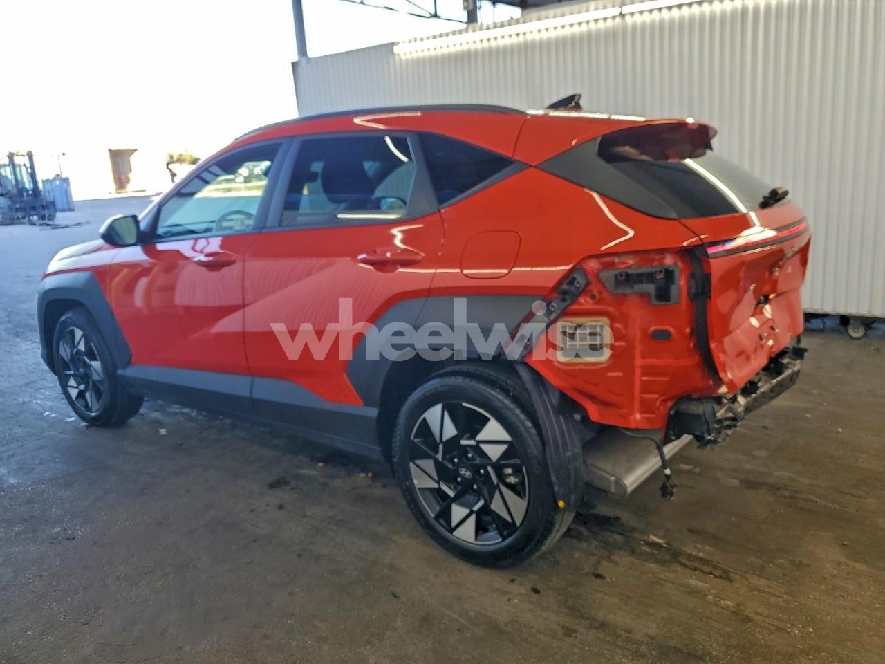 Photo 2 of 2025 HYUNDAI KONA SEL (VIN KL1SF48WJAW073408)