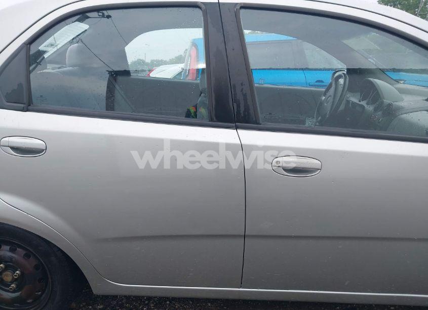 Photo 13 of 2005 Chevrolet Aveo LS (VIN KL1TD52615B346528)