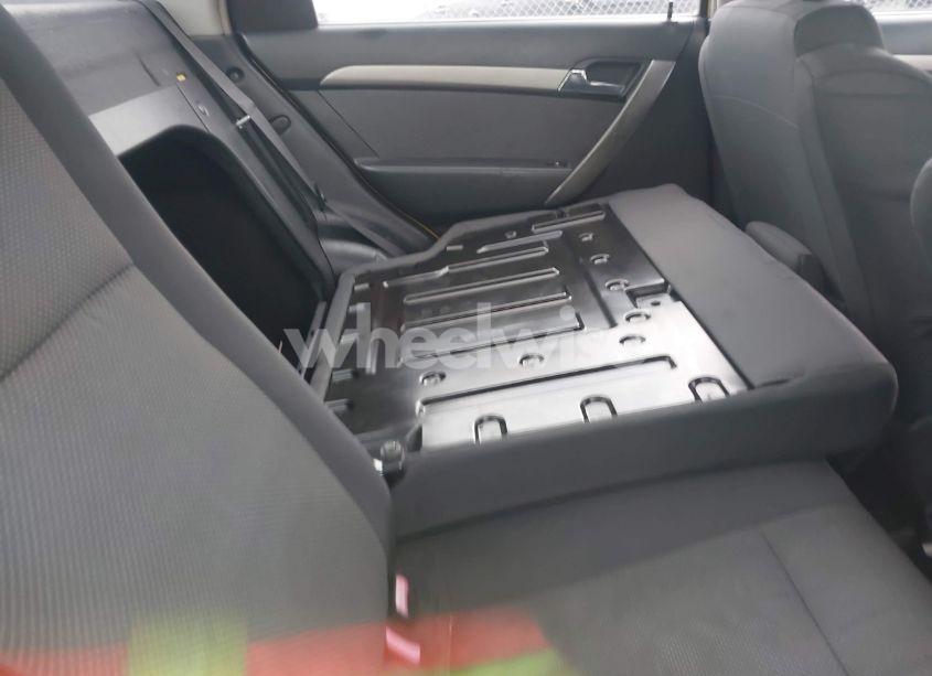 Photo 8 of 2007 Chevrolet Aveo LS (VIN KL1TD56617B151879)