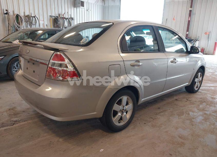 Photo 4 of 2008 Chevrolet Aveo LS (VIN KL1TD56618B064257)