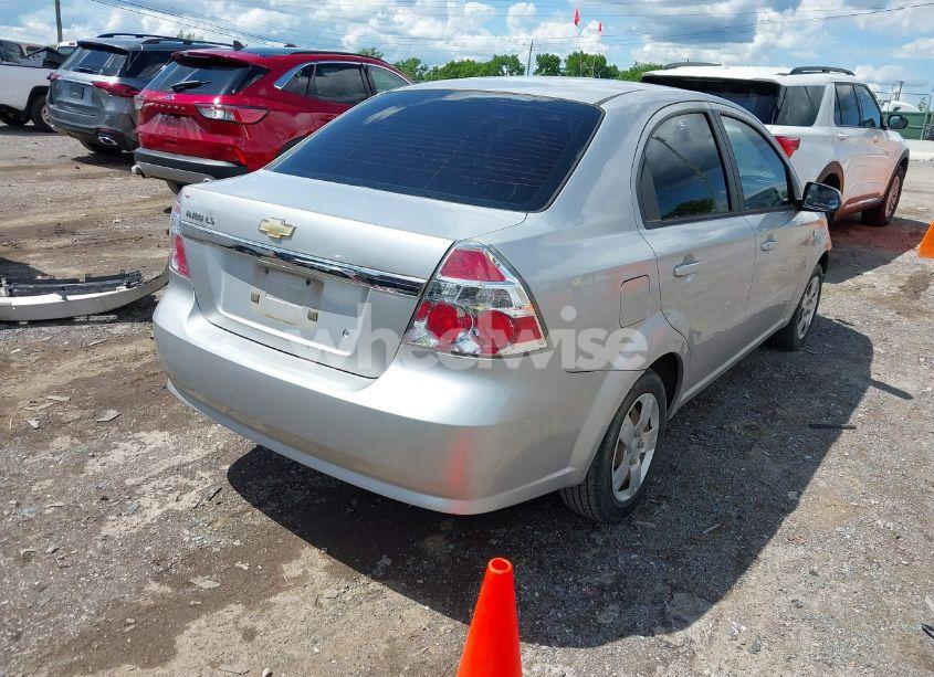 Photo 4 of 2008 Chevrolet Aveo LS (VIN KL1TD56628B250177)
