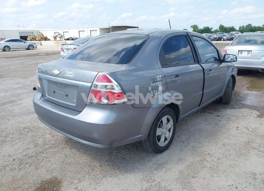 Photo 4 of 2009 Chevrolet Aveo LT (VIN KL1TD56E09B610068)