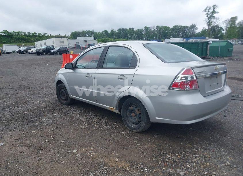 Photo 3 of 2009 Chevrolet Aveo LT (VIN KL1TD56E39B643484)