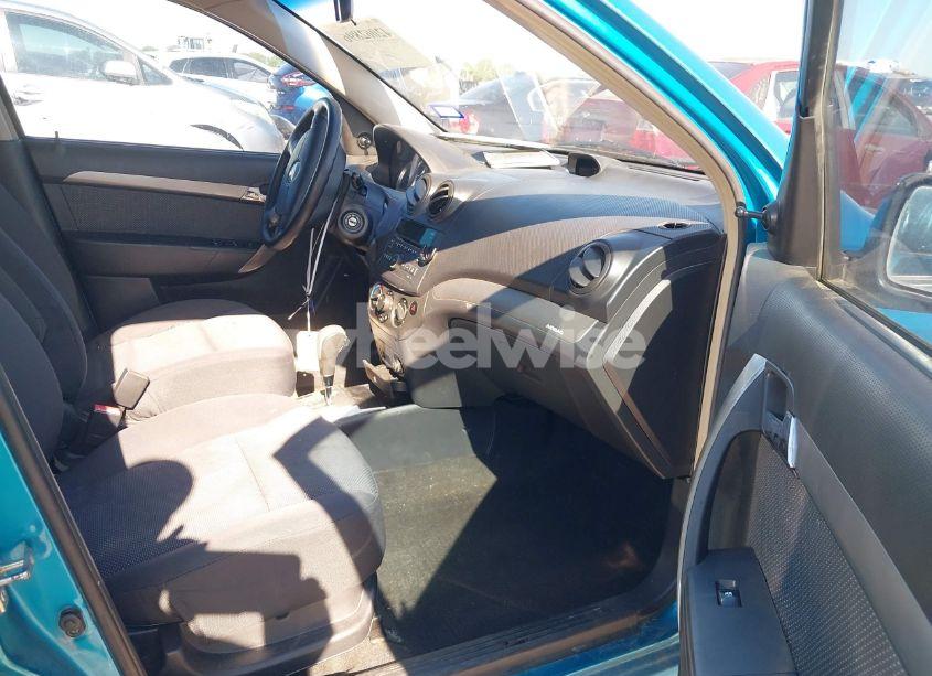 Photo 5 of 2009 Chevrolet Aveo LT (VIN KL1TD56E39B645672)