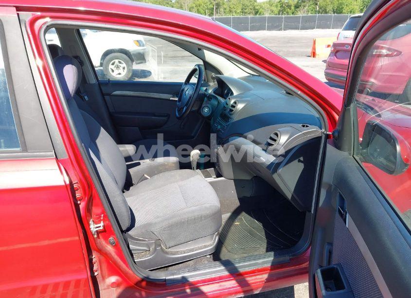 Photo 5 of 2011 Chevrolet Aveo 1LT (VIN KL1TD5DE0BB218359)