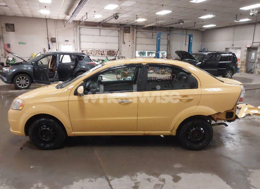 Photo 15 of 2010 Chevrolet Aveo LS (VIN KL1TD5DE2AB101431)