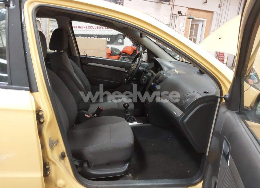 Photo 5 of 2010 Chevrolet Aveo LS (VIN KL1TD5DE2AB101431)