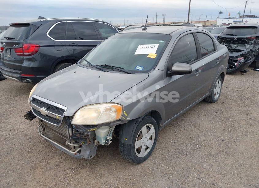 Photo 2 of 2011 Chevrolet Aveo 1LT (VIN KL1TD5DE2BB175451)