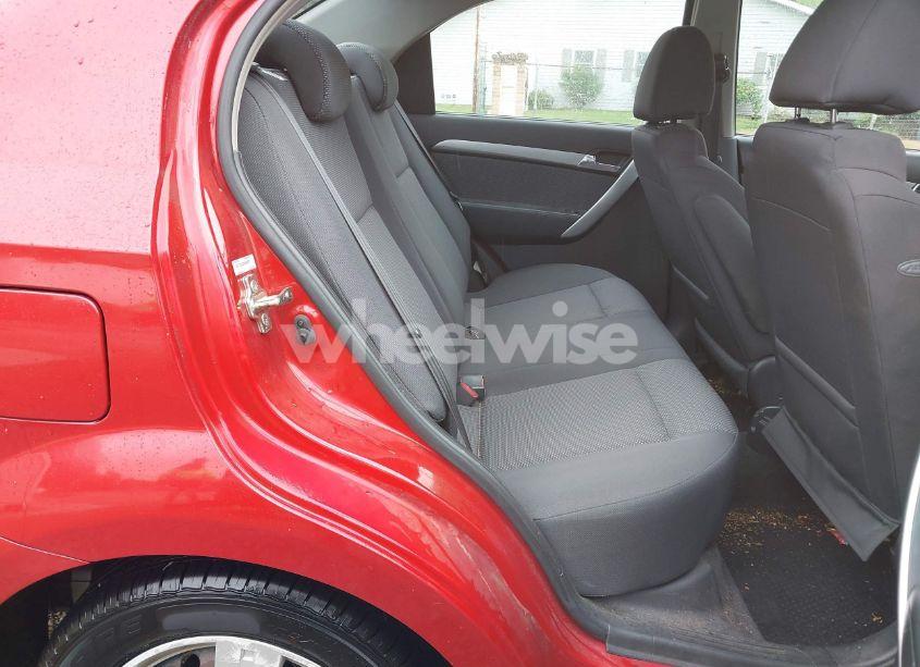 Photo 8 of 2010 Chevrolet Aveo LT (VIN KL1TD5DE3AB050201)