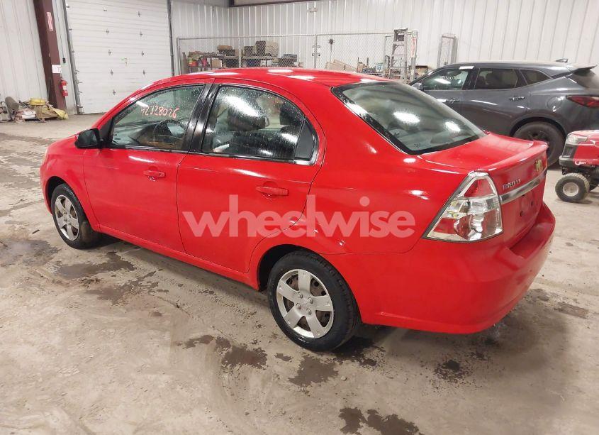 Photo 3 of 2010 Chevrolet Aveo LT (VIN KL1TD5DE4AB108154)