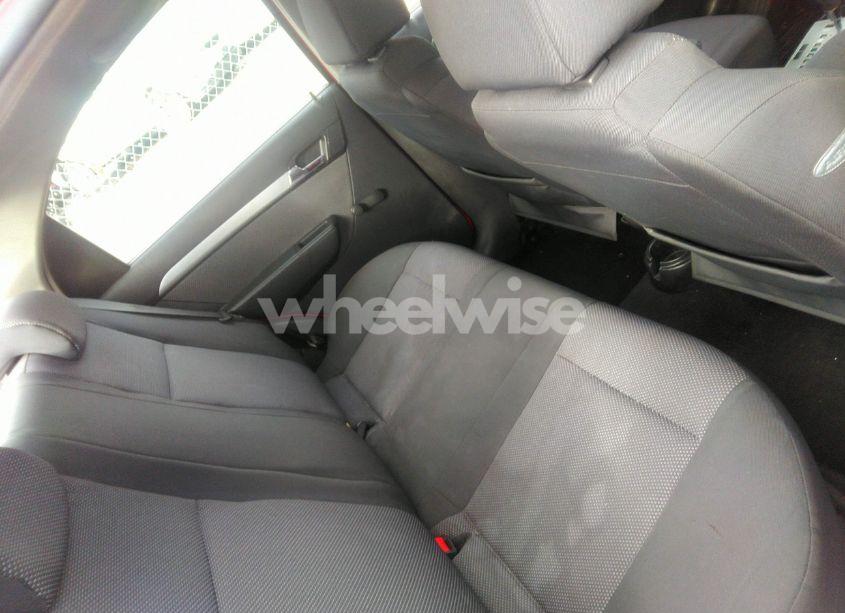 Photo 8 of 2011 Chevrolet Aveo 1LT (VIN KL1TD5DE4BB148168)