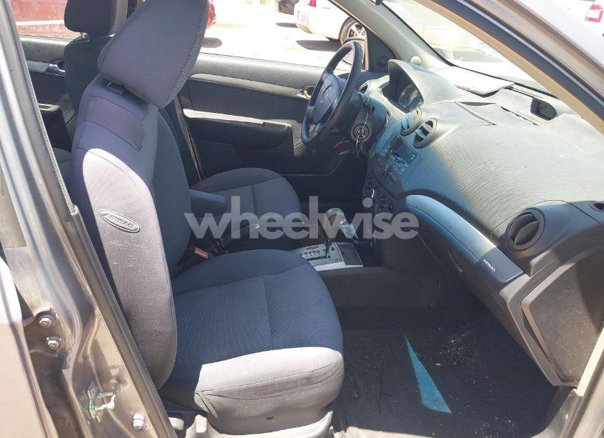 Photo 5 of 2010 Chevrolet Aveo LT (VIN KL1TD5DE7AB084853)