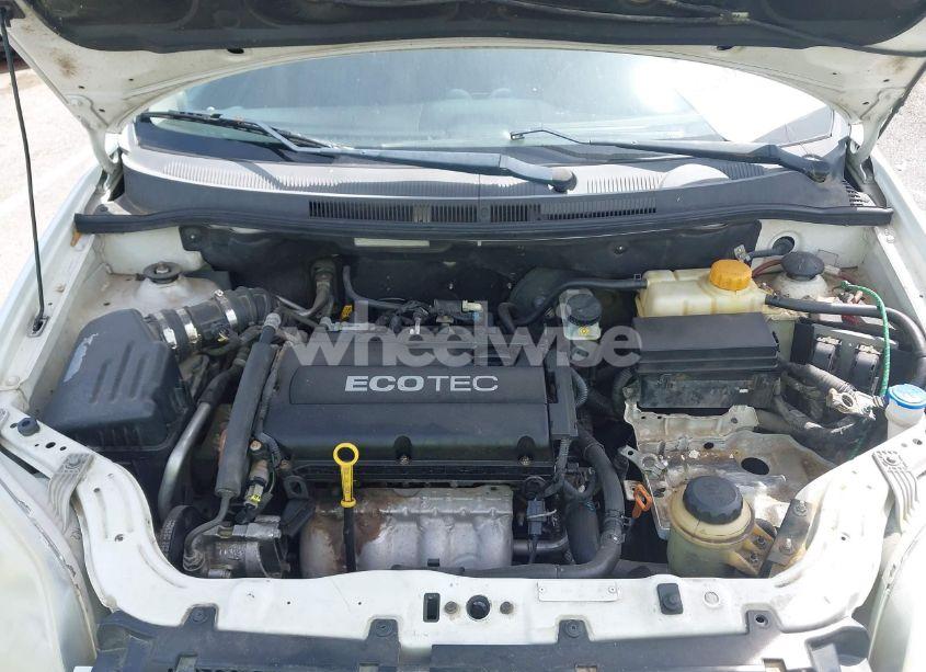 Photo 10 of 2011 Chevrolet Aveo 1LT (VIN KL1TD5DE7BB139819)