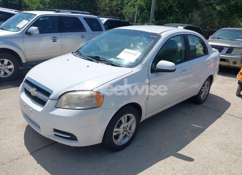 Photo 2 of 2011 Chevrolet Aveo 1LT (VIN KL1TD5DE7BB257725)