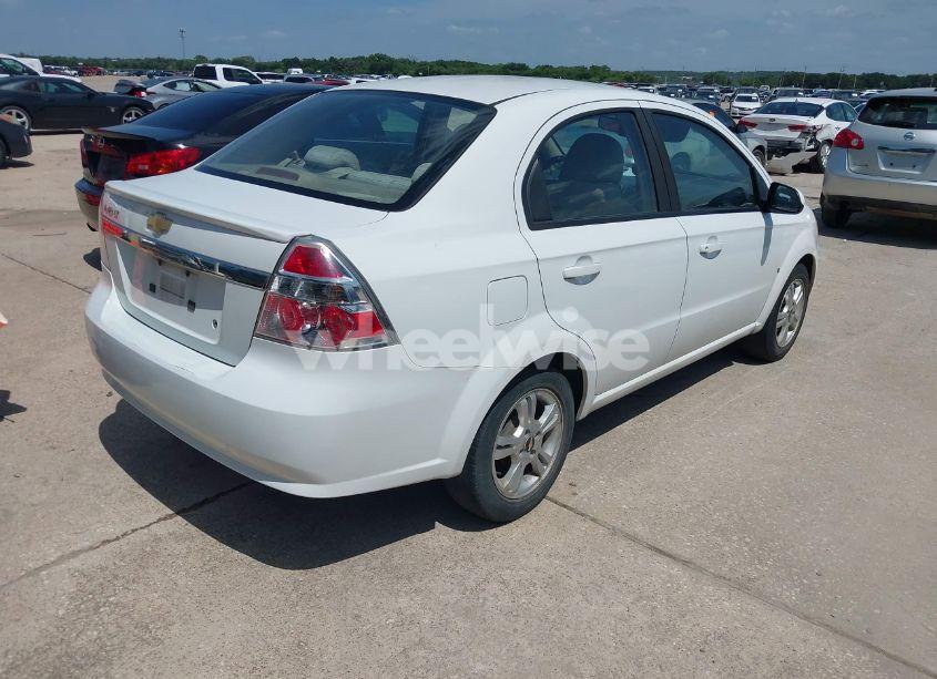 Photo 4 of 2011 Chevrolet Aveo 1LT (VIN KL1TD5DE7BB257725)