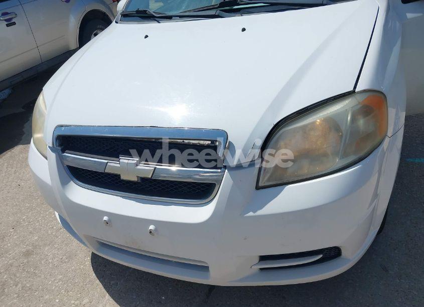 Photo 6 of 2011 Chevrolet Aveo 1LT (VIN KL1TD5DE7BB257725)