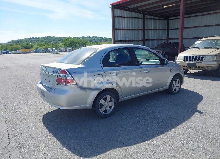 Photo 4 of 2011 Chevrolet Aveo 1LT (VIN KL1TD5DE9BB151521)