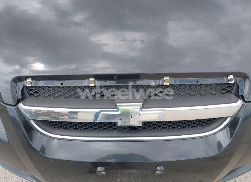 Photo 6 of 2011 Chevrolet Aveo LS (VIN KL1TD5DE9BB203861)