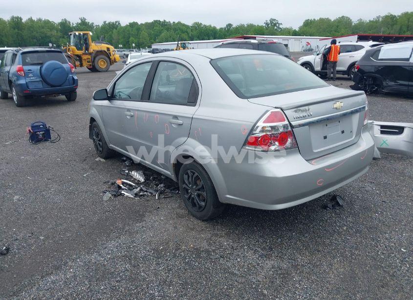 Photo 3 of 2010 Chevrolet Aveo LT (VIN KL1TD5DEXAB088637)