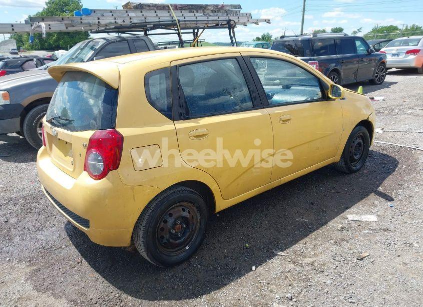 Photo 4 of 2009 Chevrolet Aveo LT (VIN KL1TD66E09B629421)