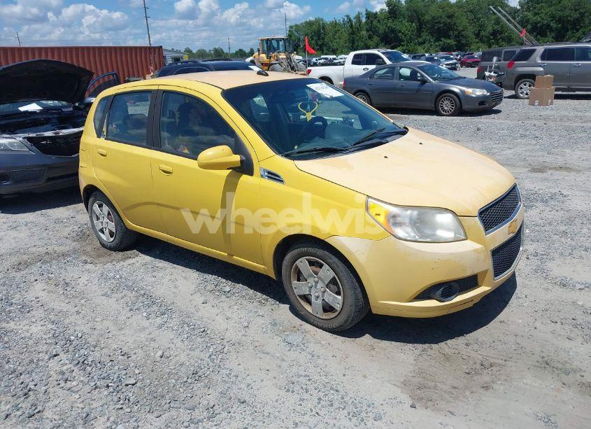 2010 Chevrolet Aveo LT (VIN KL1TD6DE3AB136663) main photo